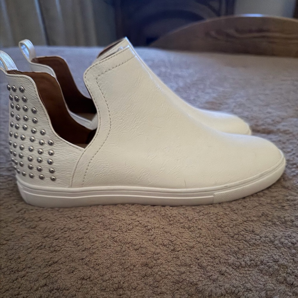 BEAST FASHION White Studded Women's Sneakers